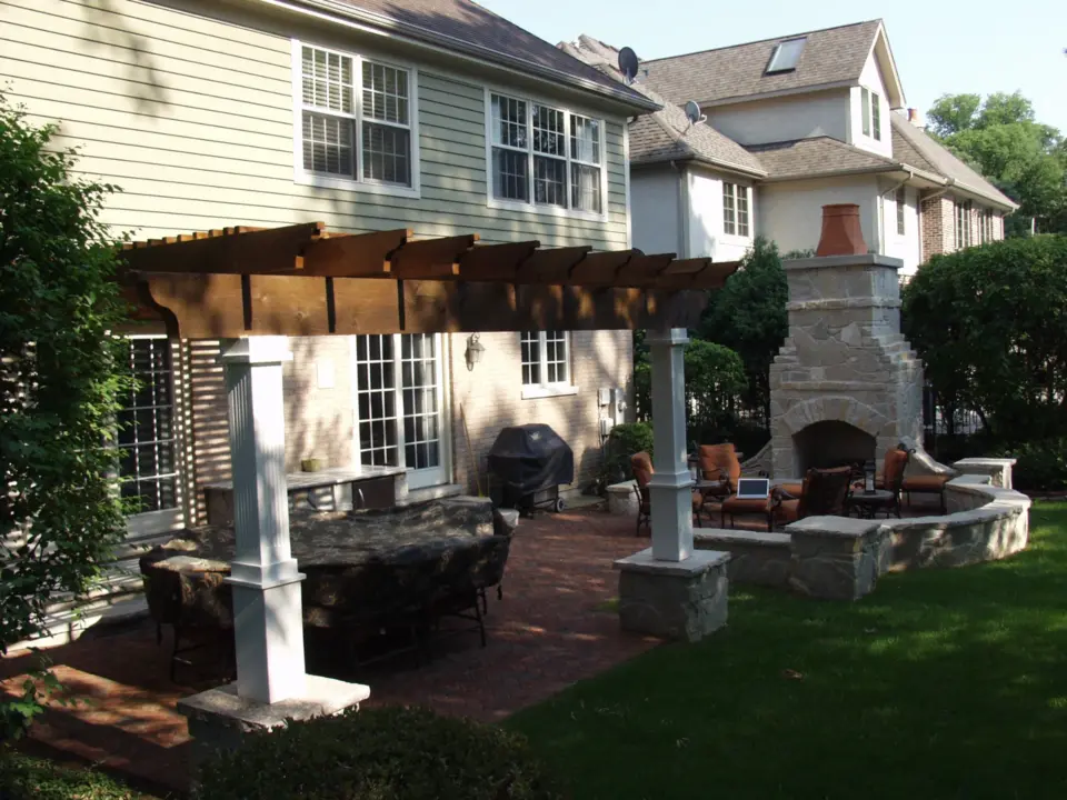 Fire Pit Tables and Social Features